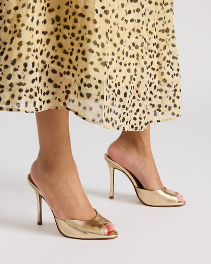 PRIYA Gold Leather Women's Mule - Steve Madden