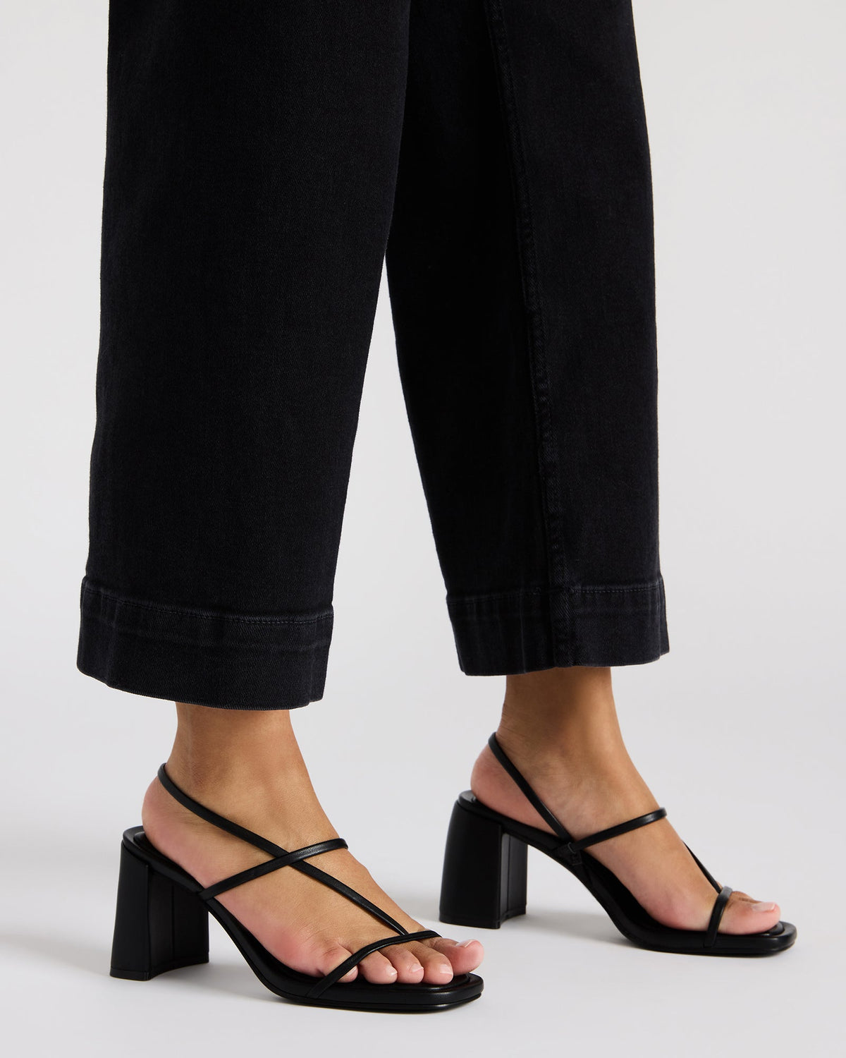 DIORA Black Women's Strappy Square-Toe Heel - Steve Madden