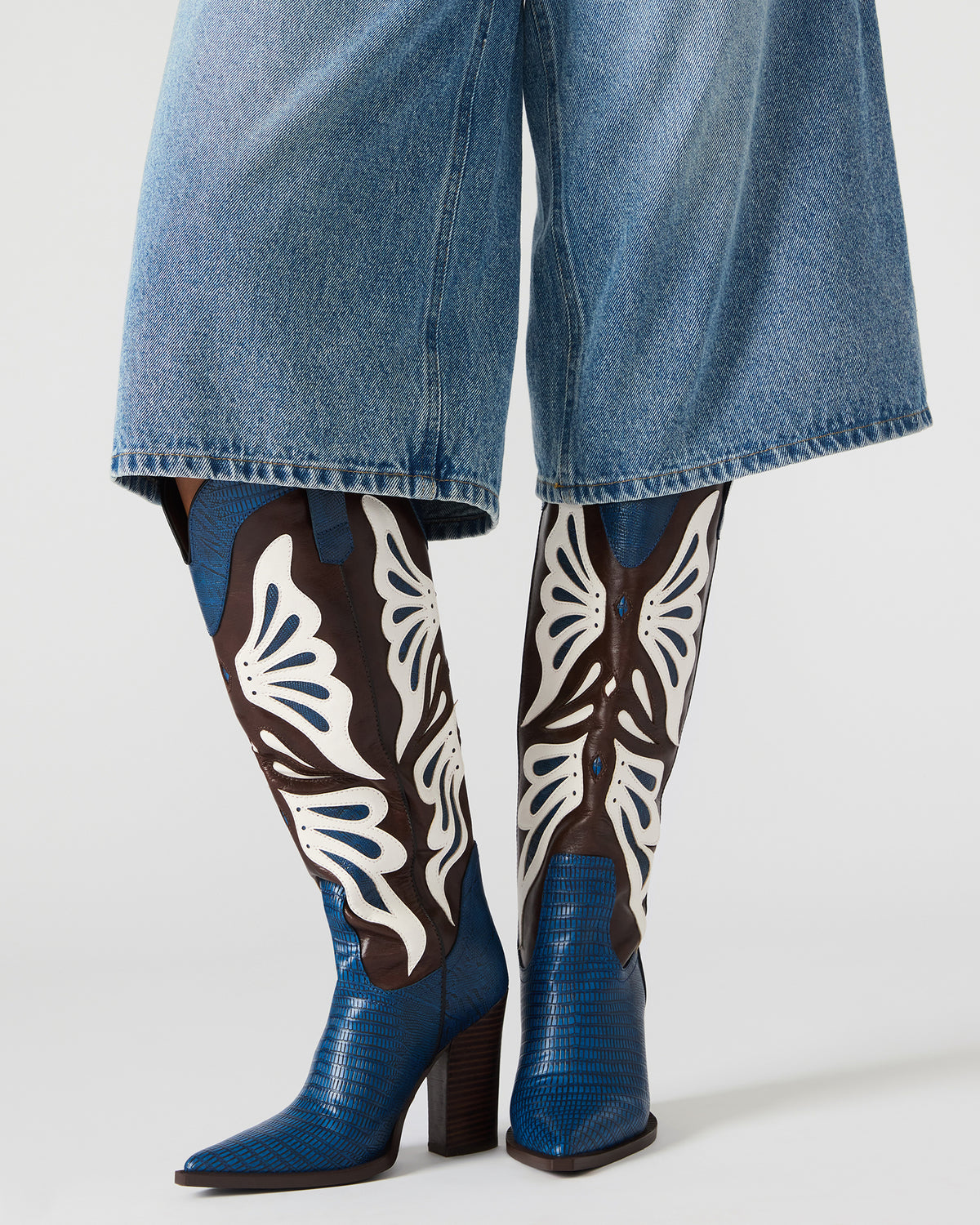 KAZ Blue/White Pointed-Toe Knee-High Block Heel Western Women's Boot - Steve Madden