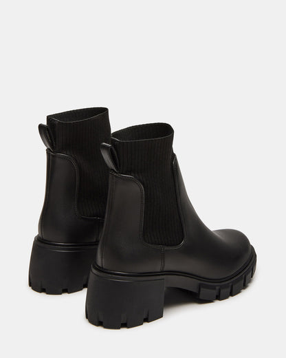 HUTCHH20 Black Water-Resistant Lug Sole Ankle Boot | Women's Booties - Steve Madden