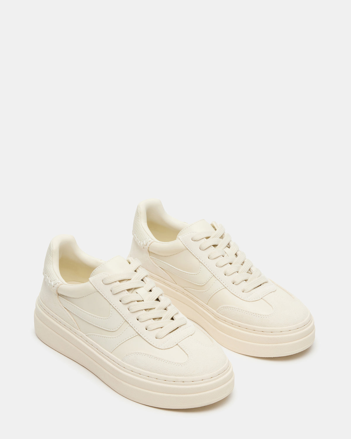 DODGE Off-White Low-Top Platform Women's Sneaker - Steve Madden