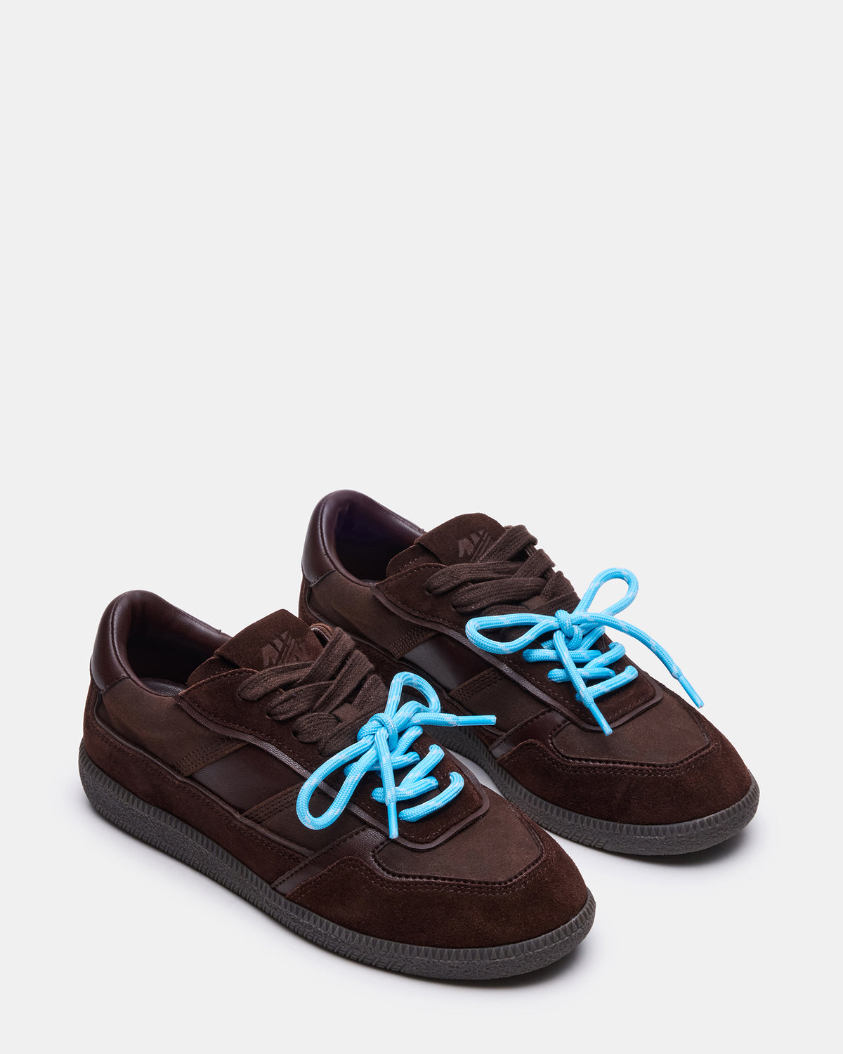 SPORTY Brown Low-Top Lace-Up Women's Sneaker - Steve Madden