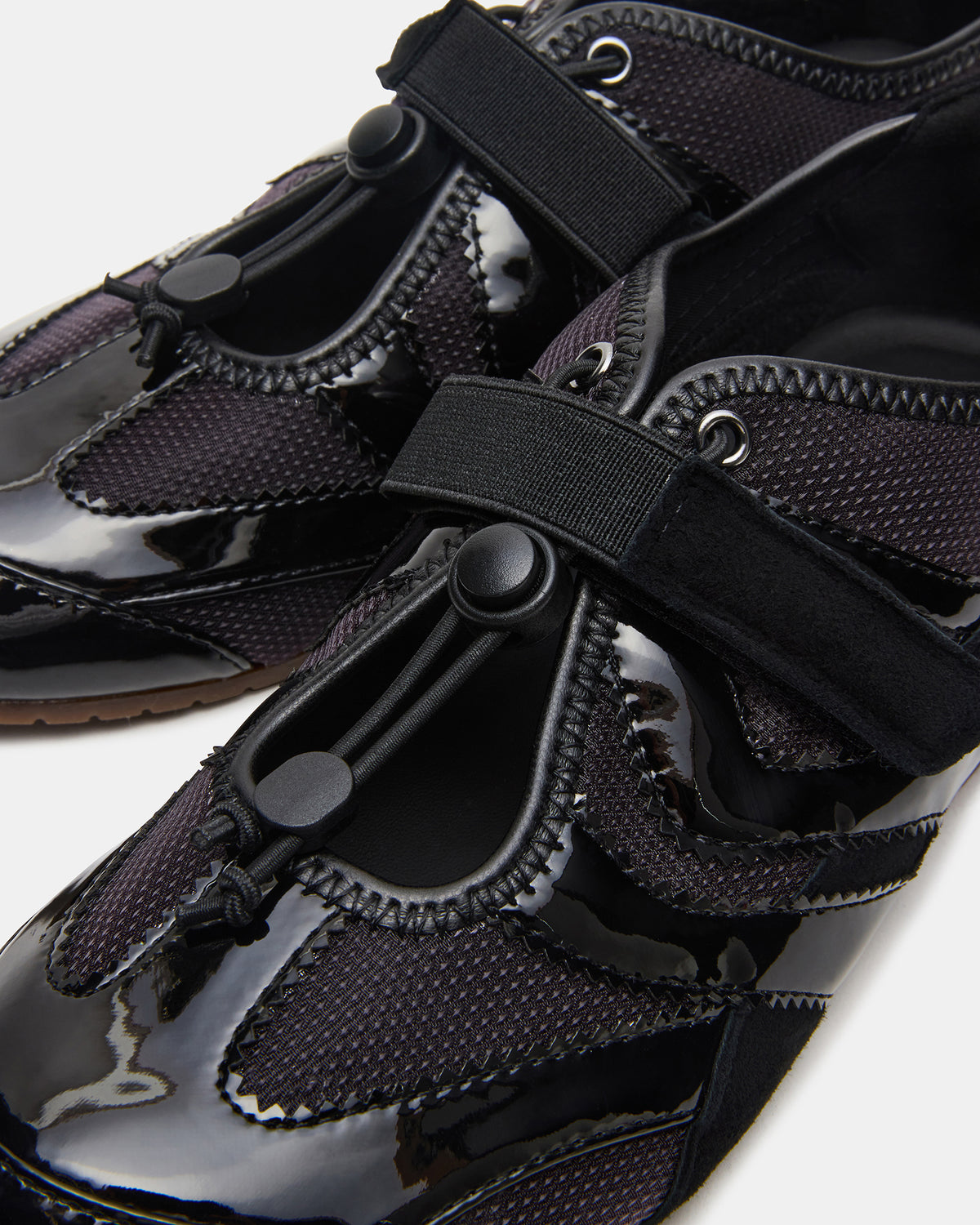 VIPER Black Low-Top Velcro Women's Sneaker - Steve Madden