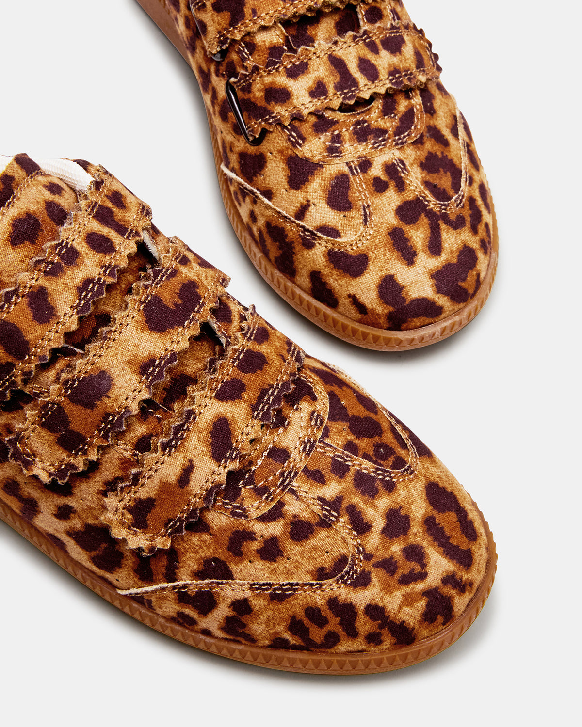 MOMENTUM Leopard Velcro Low-Top Women's Sneakers - Steve Madden