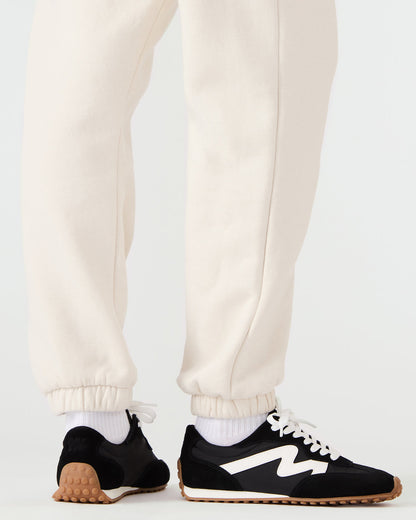 CASPER Black/White Low-Top Lace-Up Women's Sneaker - Steve Madden