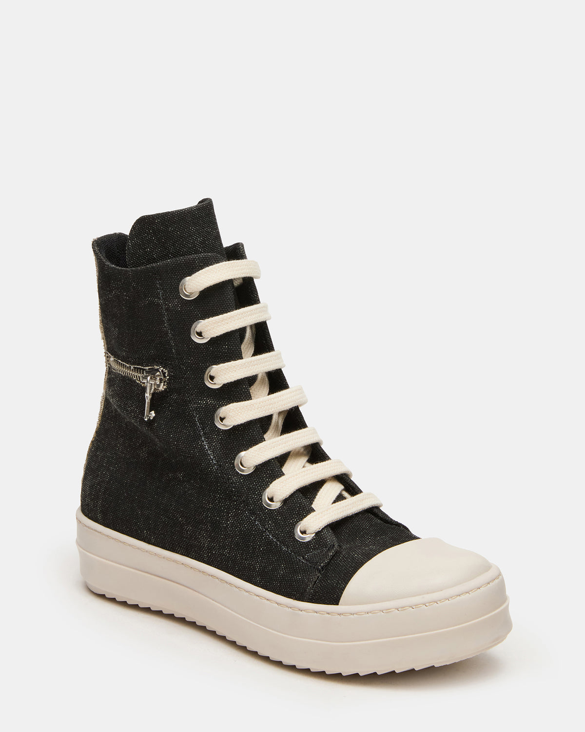 DEVON Black/White High-Top Lace-Up Women's Sneaker - Steve Madden