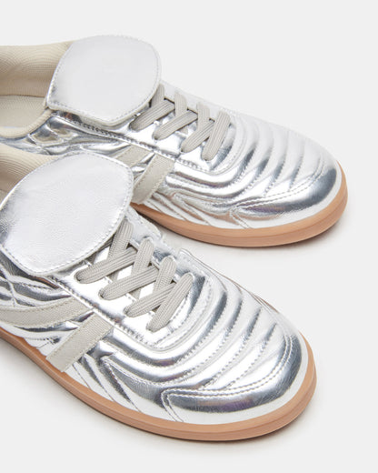 MADRID Silver Women's Low-Top Sneakers - Steve Madden