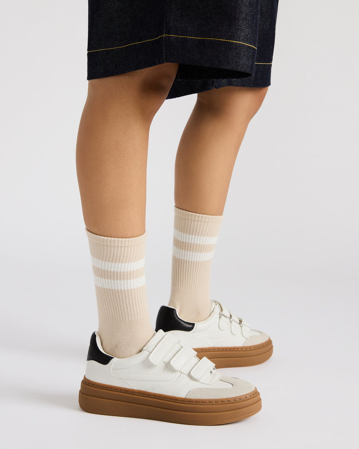 DASH White Multi Women's Low-Top Platform Velcro Sneaker - Steve Madden