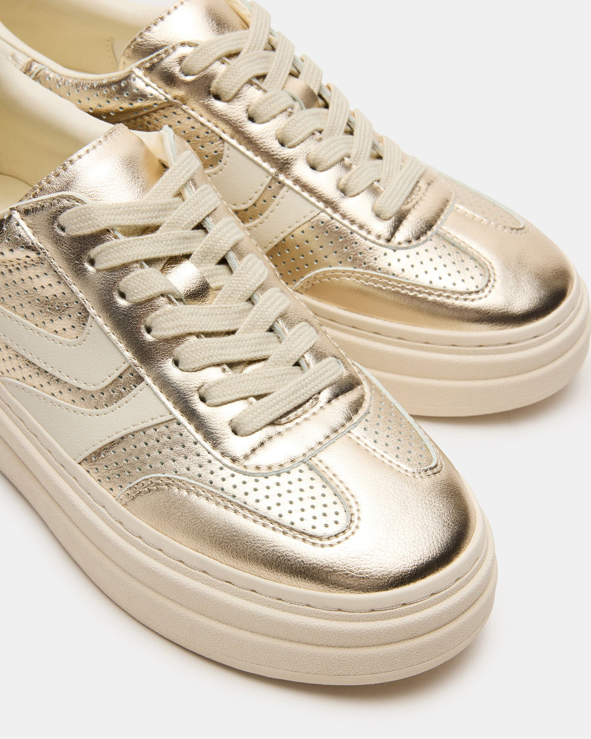 DODGE Perforated Champagne Multi Women's Low-Top Platform Sneaker - Steve Madden