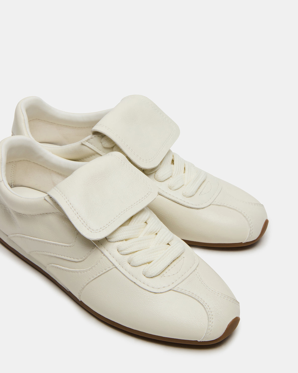 MOBILITY White Leather Women's Low-Top Lace-Up Sneaker - Steve Madden