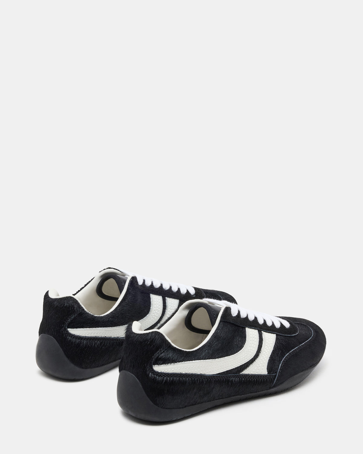DOBSON Black Multi Women's Low-Top Lace-Up Sneaker - Steve Madden