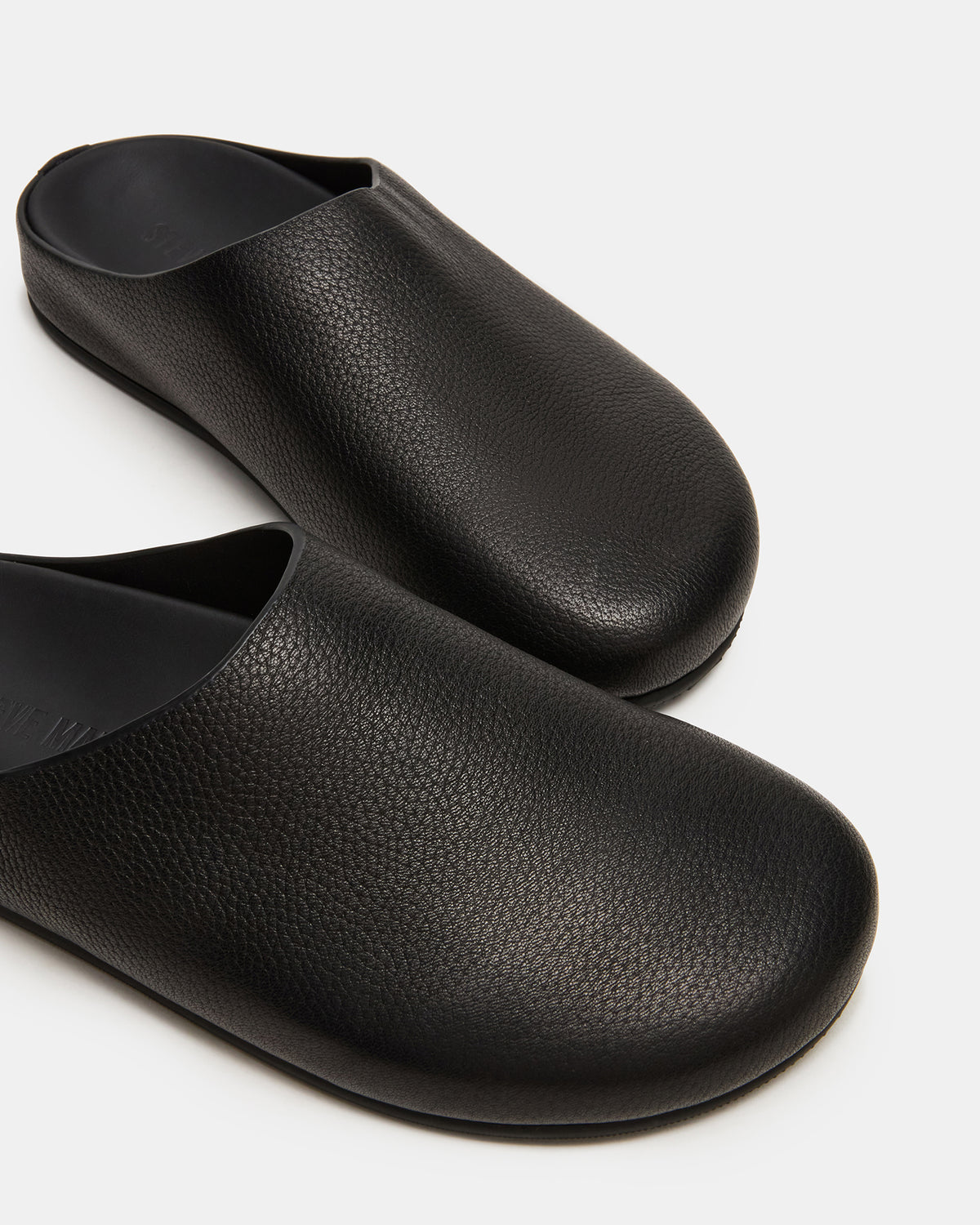 FERN Black Leather Mule Slip-On Round-Toe Women's Flat - Steve Madden
