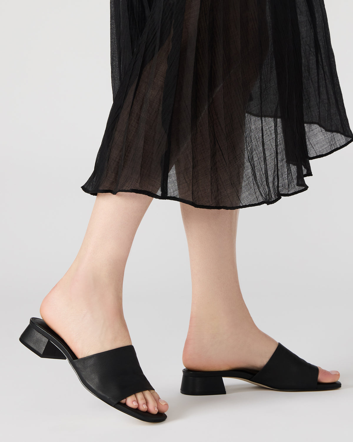 MONTGOMERY Raffia Square-Toe Slide Mule Women's Sandal - Steve Madden