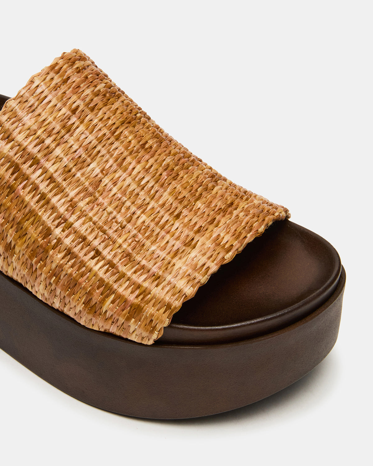 ARWEN Natural Raffia Platform Footbed Slide Chunky Women's Sandal - Steve Madden