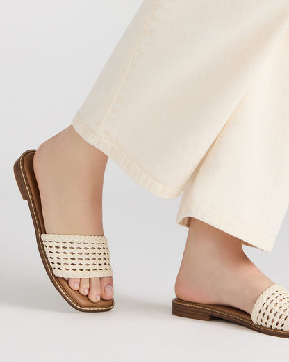 SNIDER White Square-Toe Slide Woven Women's Sandal - Steve Madden