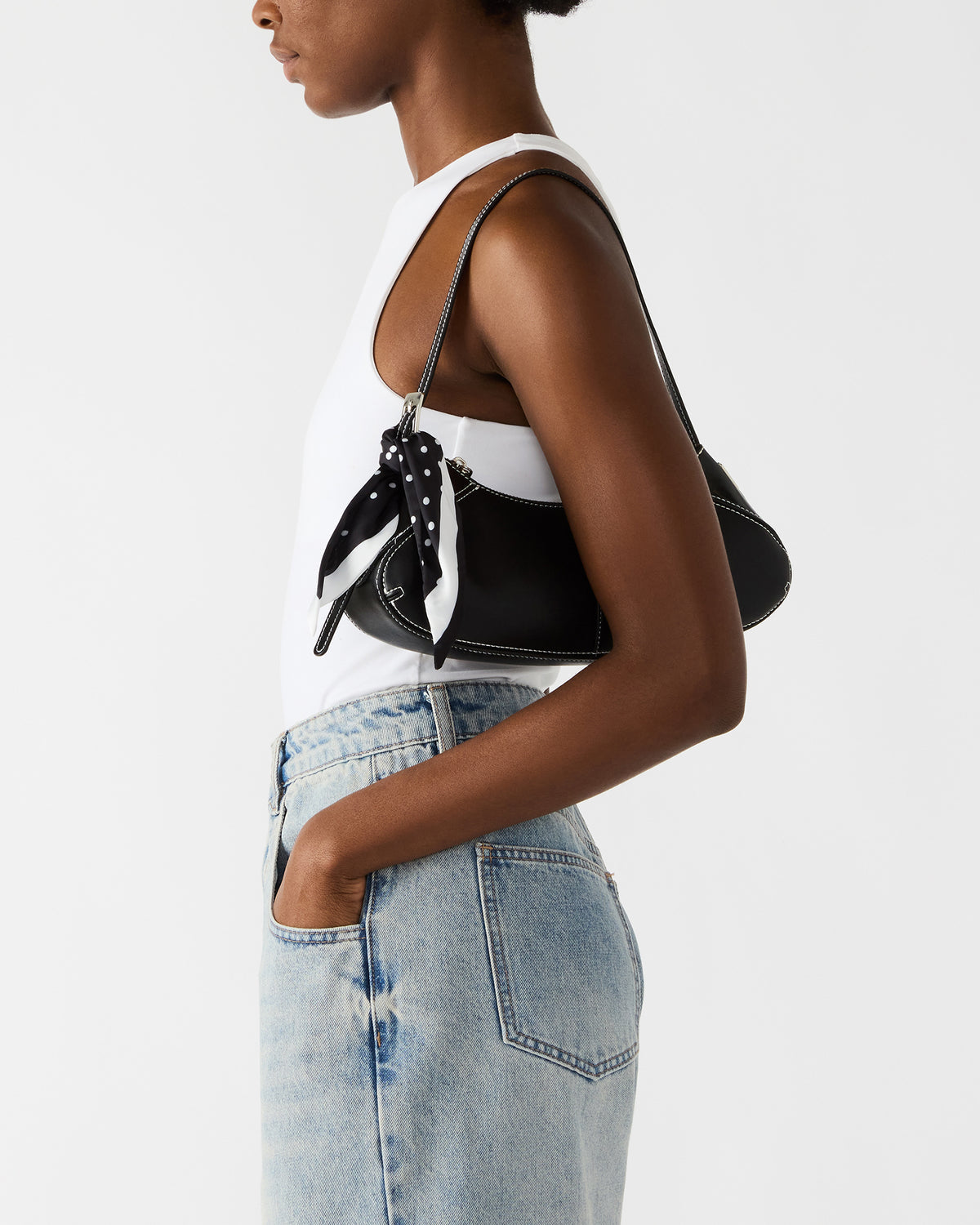 ROXEY Bag Black Crescent-Shaped Top-Zipper Shoulder Strap Handbag - Steve Madden
