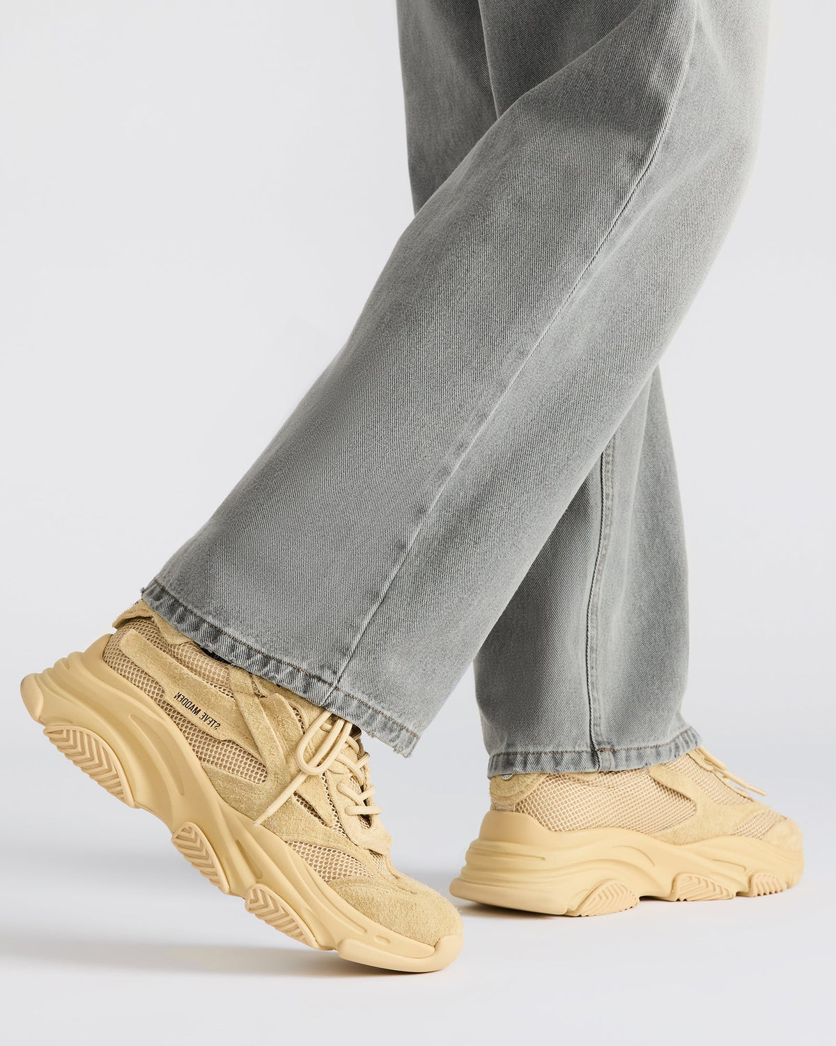 POSSESS Taupe Suede Low-Top Lace-Up Men's Sneaker - Steve Madden