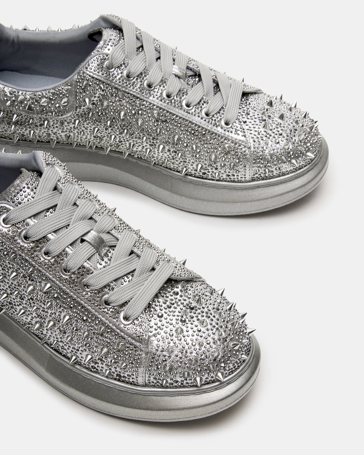 ICEBOX Pewter Metallic Men's Low-Top Lace-Up Sneaker - Steve Madden