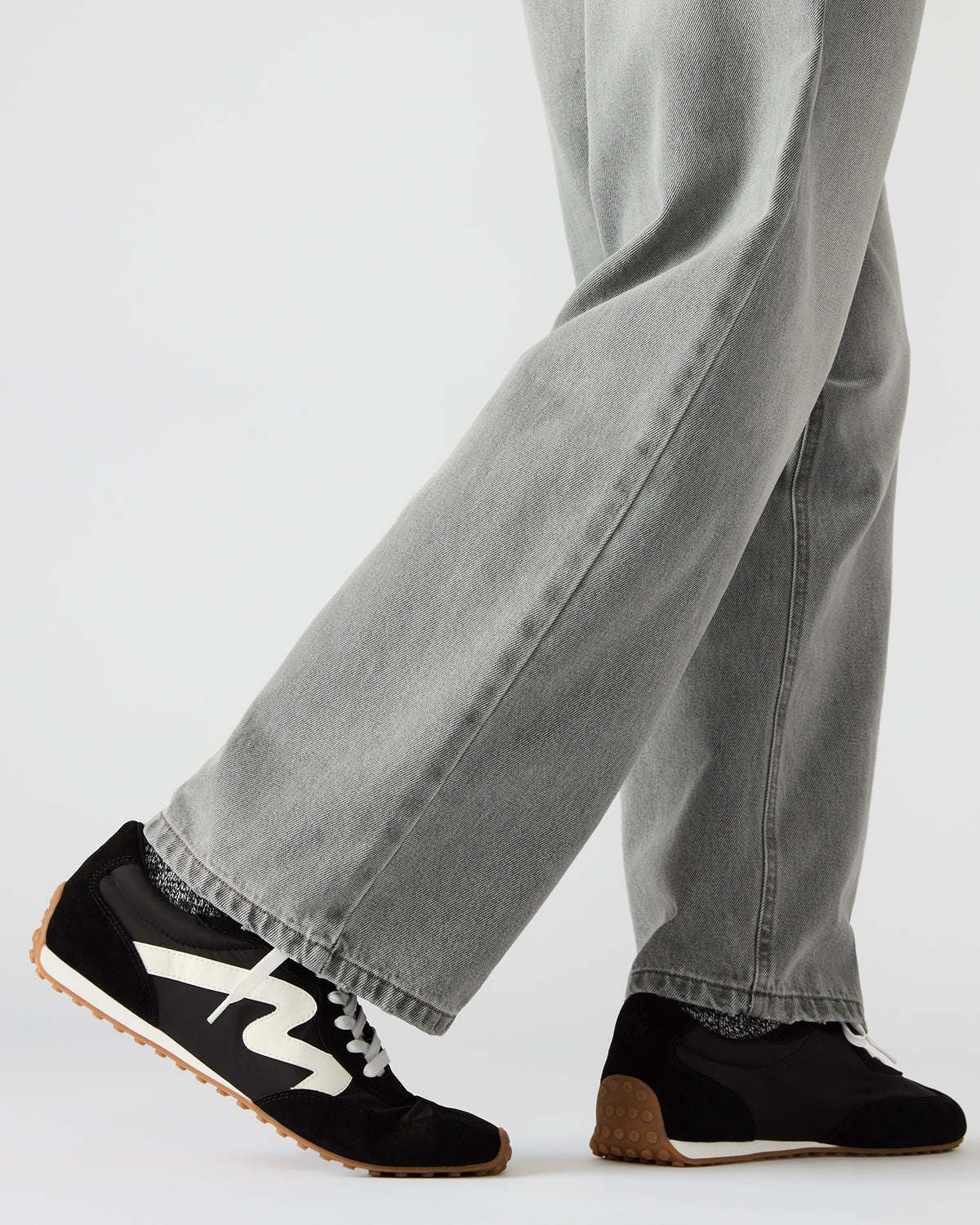 CYRUS Grey Multi Low-Top Lace-Up Men's Sneaker - Steve Madden