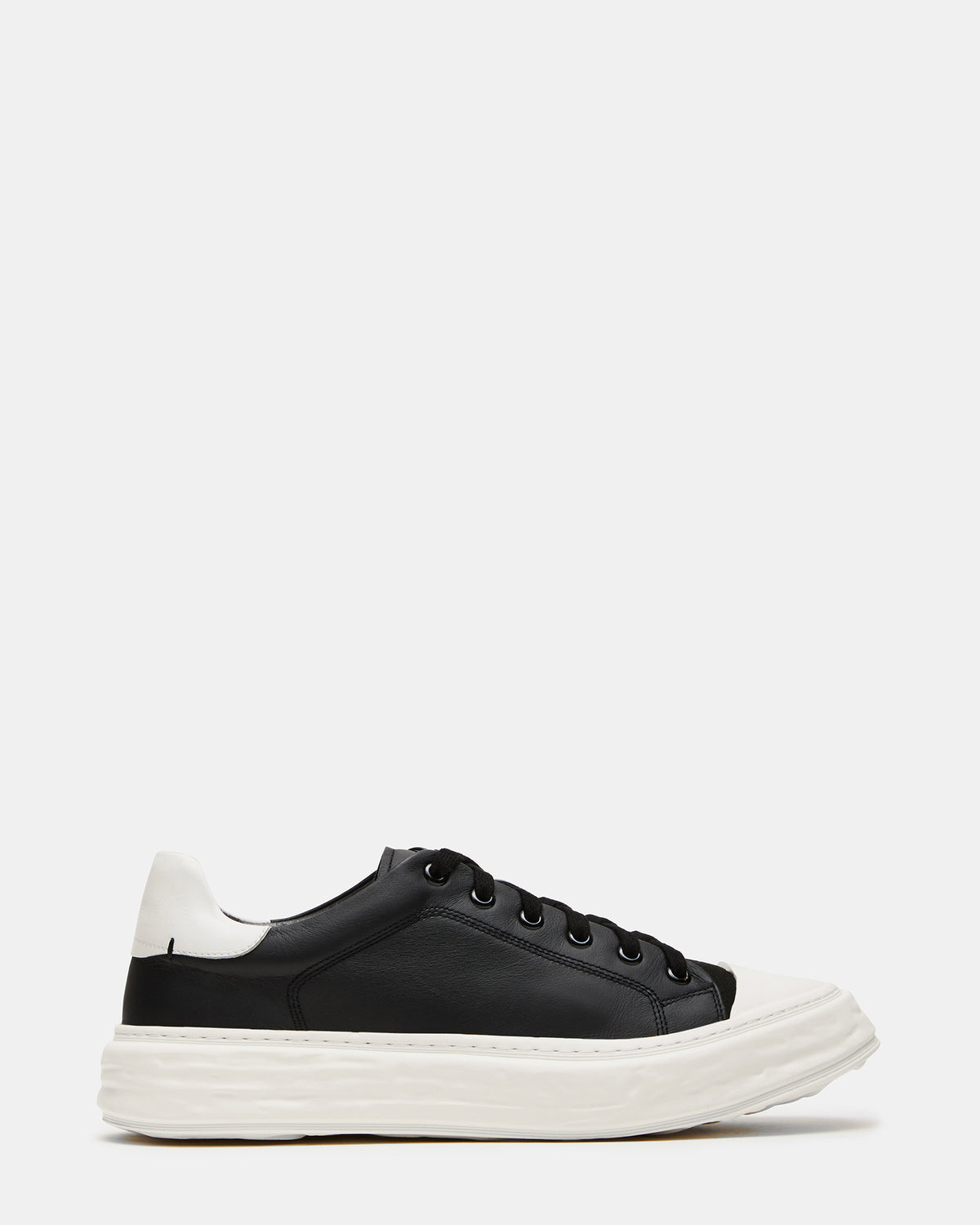MACRAE Black Leather Men's Low-Top Fashion Sneaker - Steve Madden