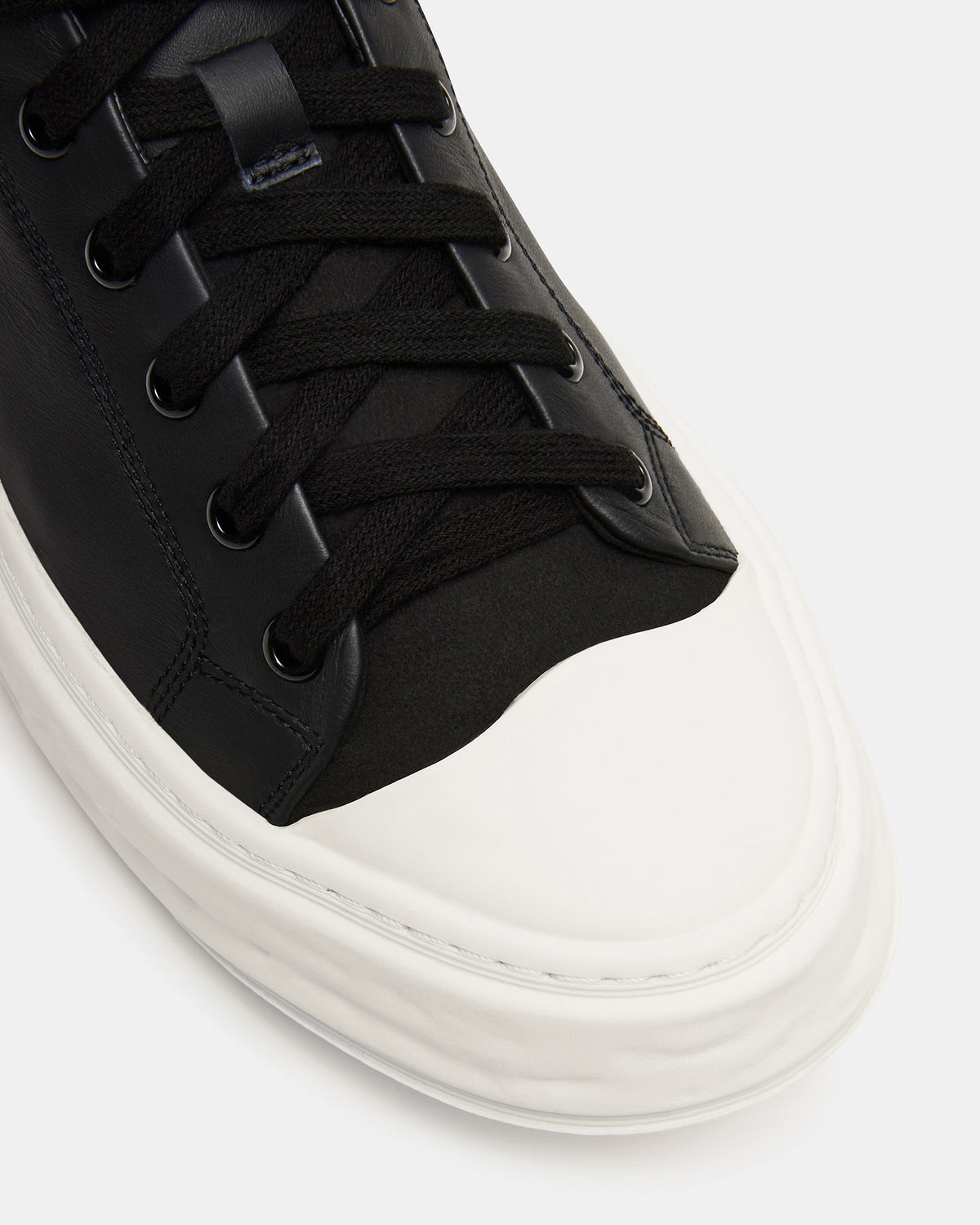 MACRAE Black Leather Men's Low-Top Fashion Sneaker - Steve Madden