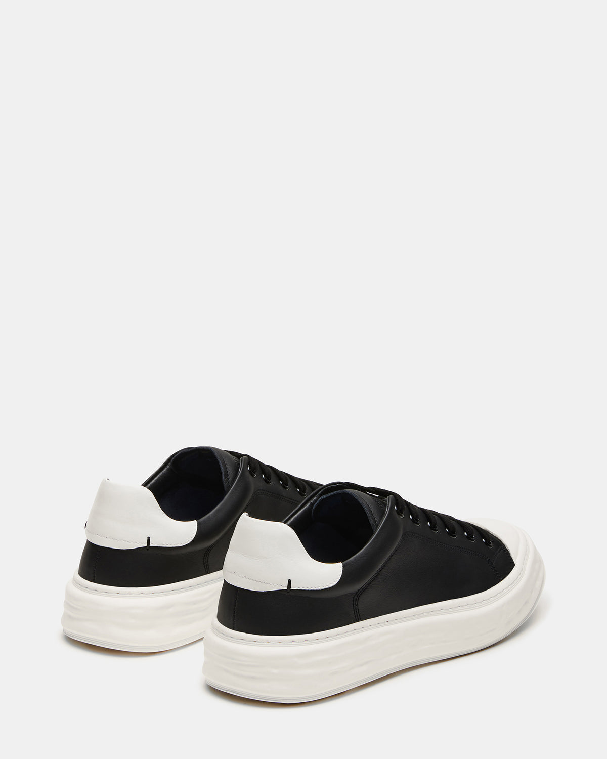 MACRAE Black Leather Men's Low-Top Fashion Sneaker - Steve Madden