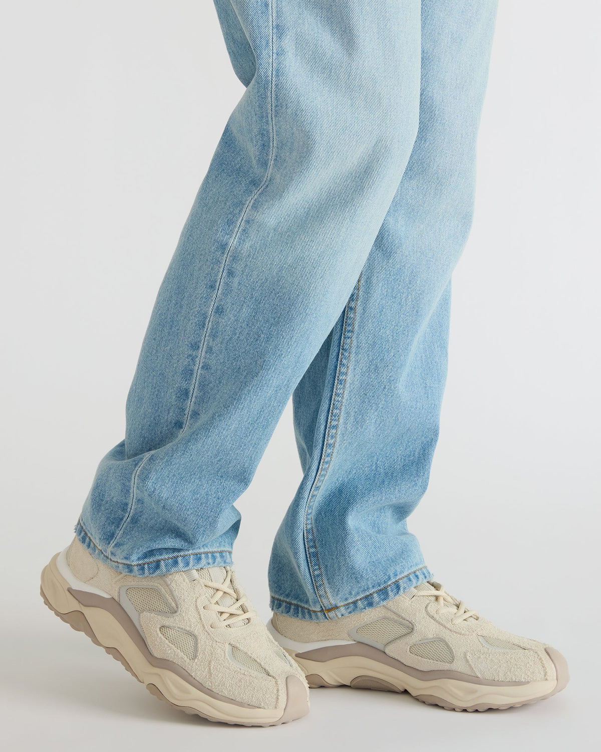 SALVADOR Off-White Low-Top Lace-Up Men's Sneaker - Steve Madden
