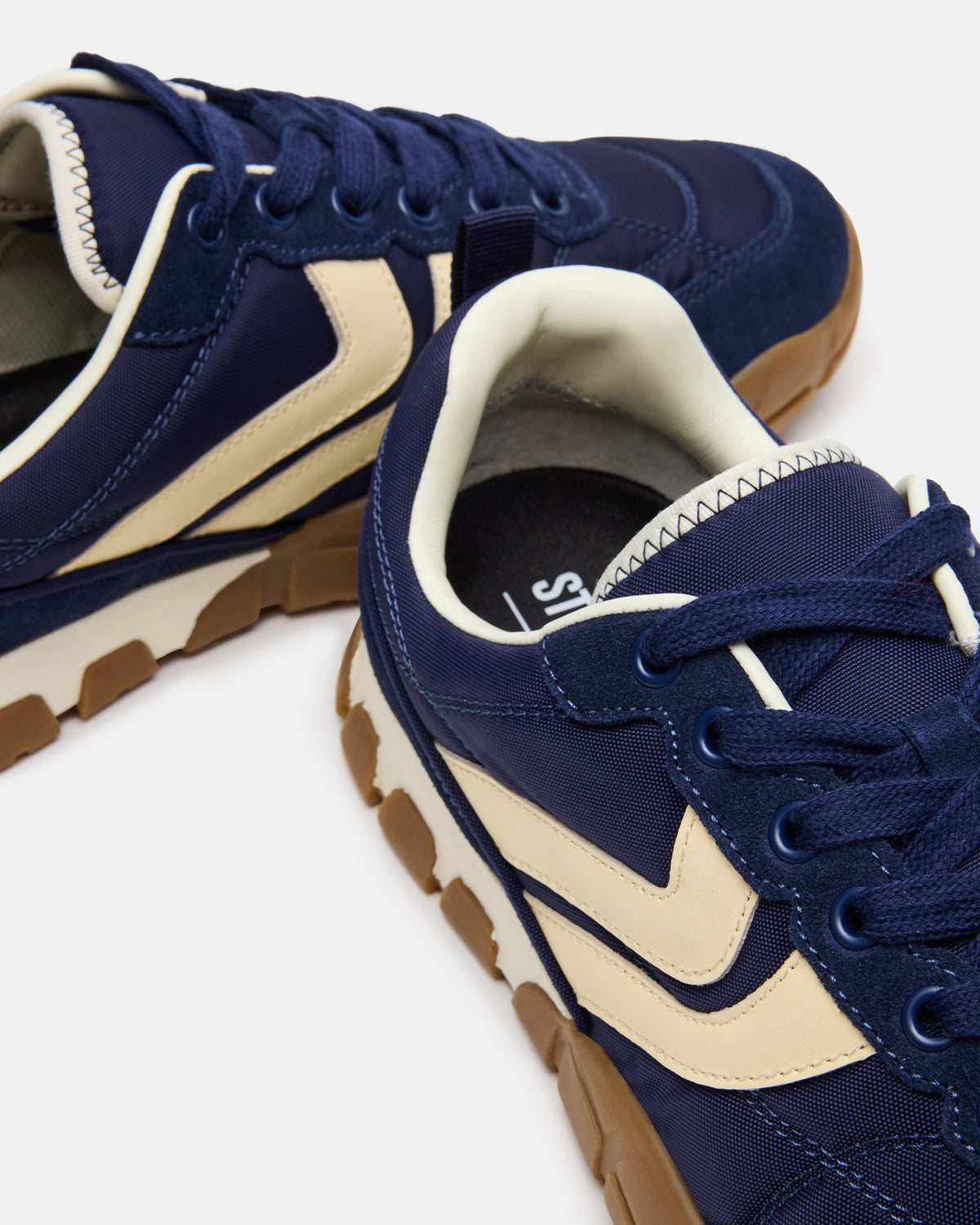 HORIZON Navy Low-Top Lace-Up Men's Sneaker - Steve Madden