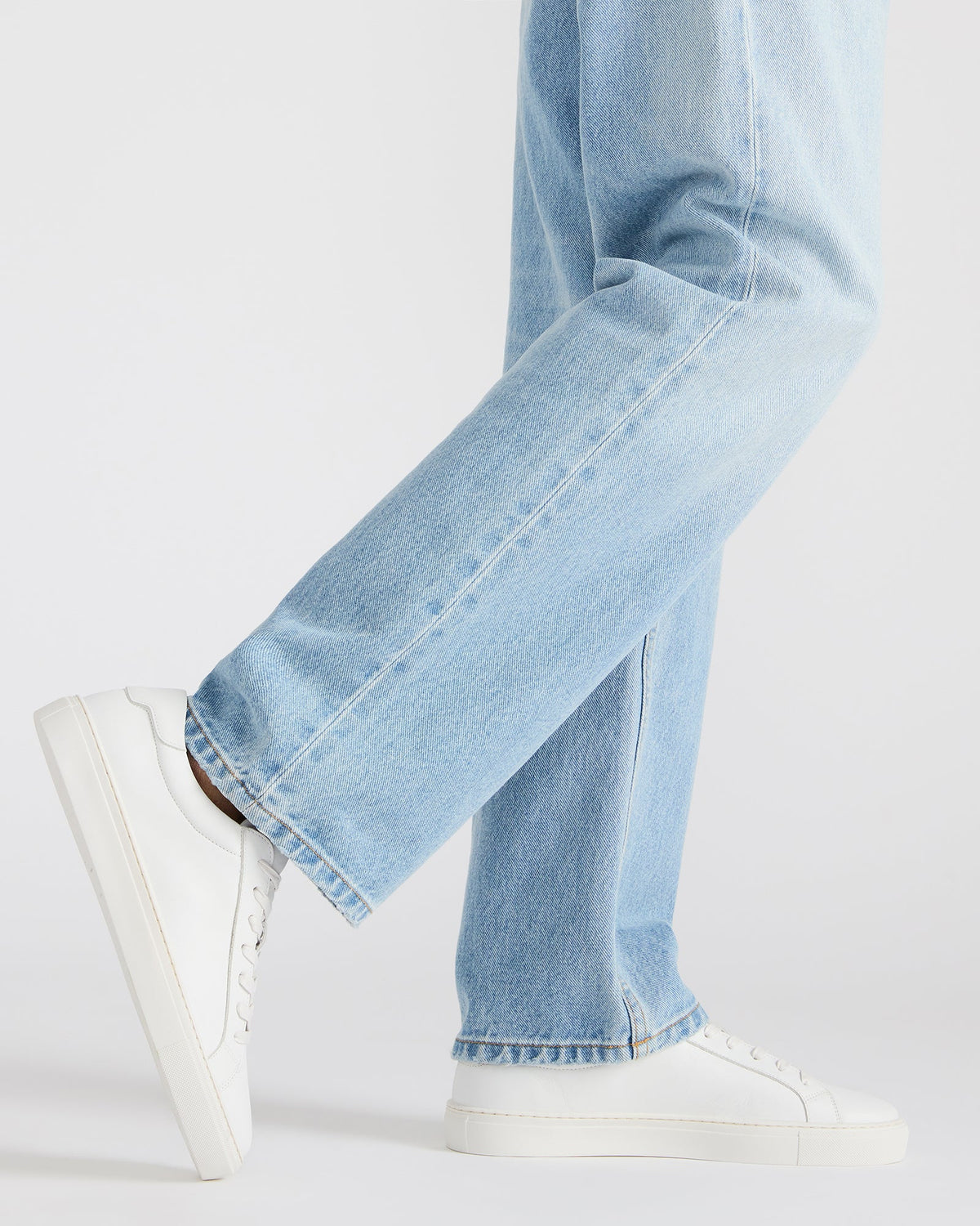 BONDD White Leather Low-Top Men's Sneaker - Steve Madden