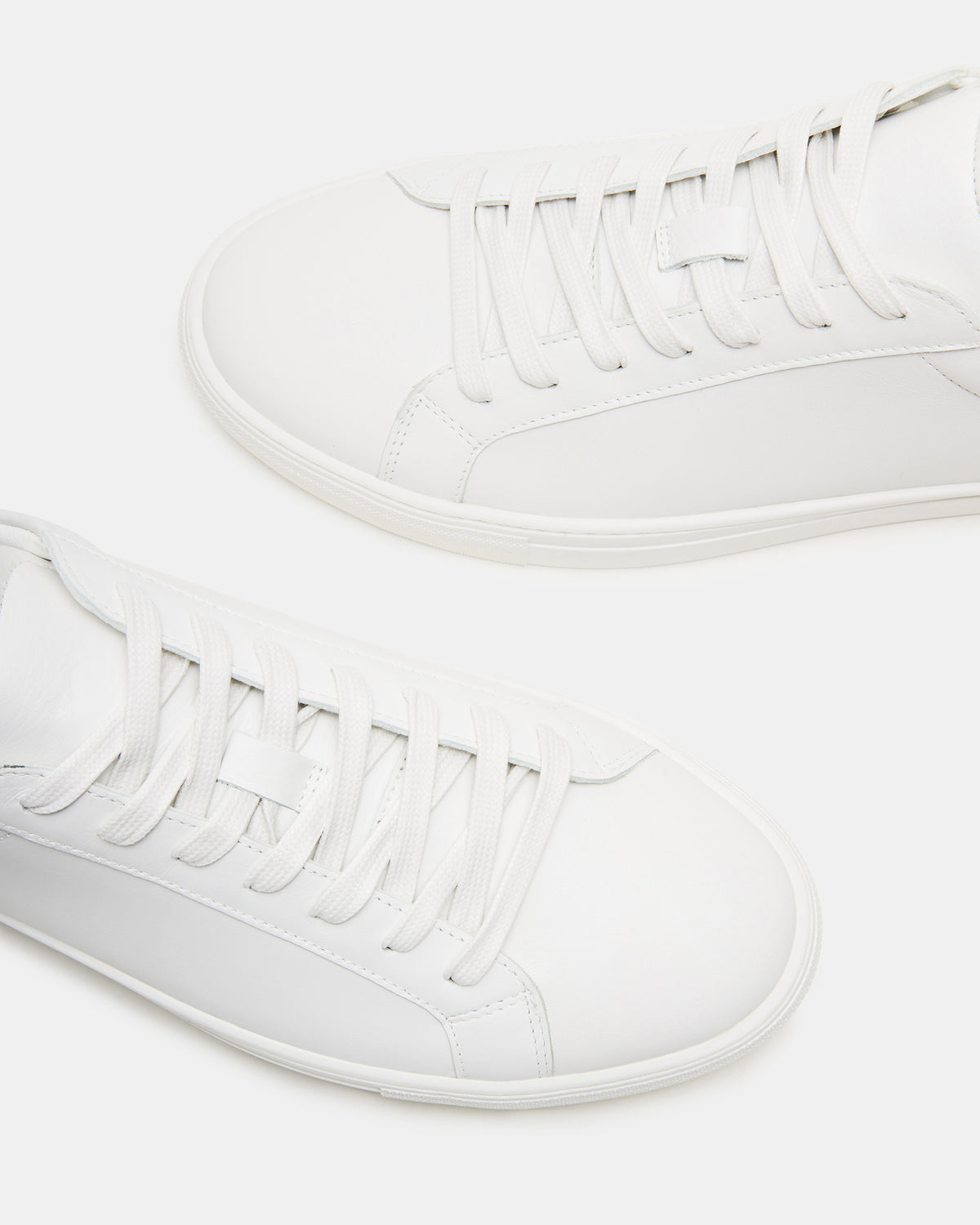 BONDD White Leather Low-Top Men's Sneaker - Steve Madden