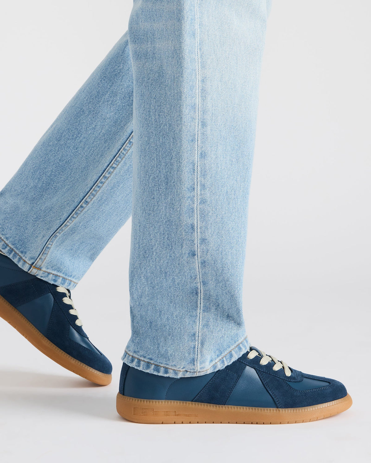 DIXON Navy Suede Low-Top Panel Men's Sneaker - Steve Madden