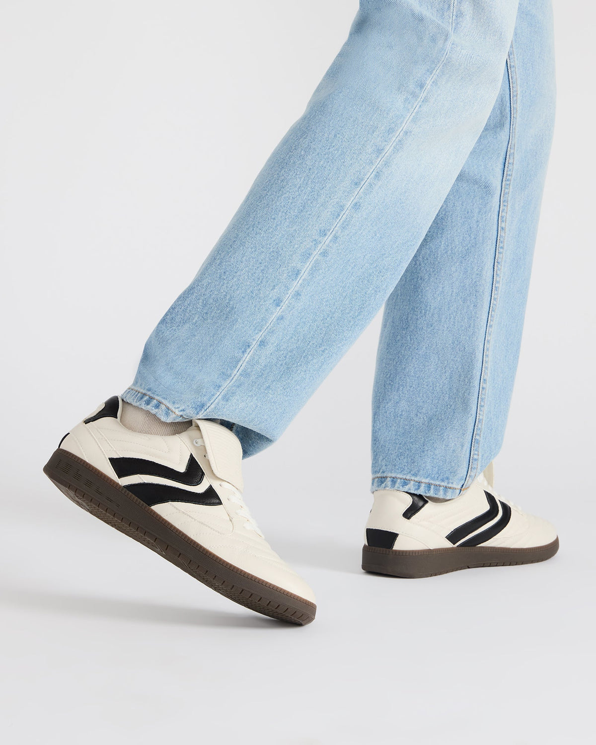 JANOS White Leather Low-Top Lace-Up Men's Sneaker - Steve Madden
