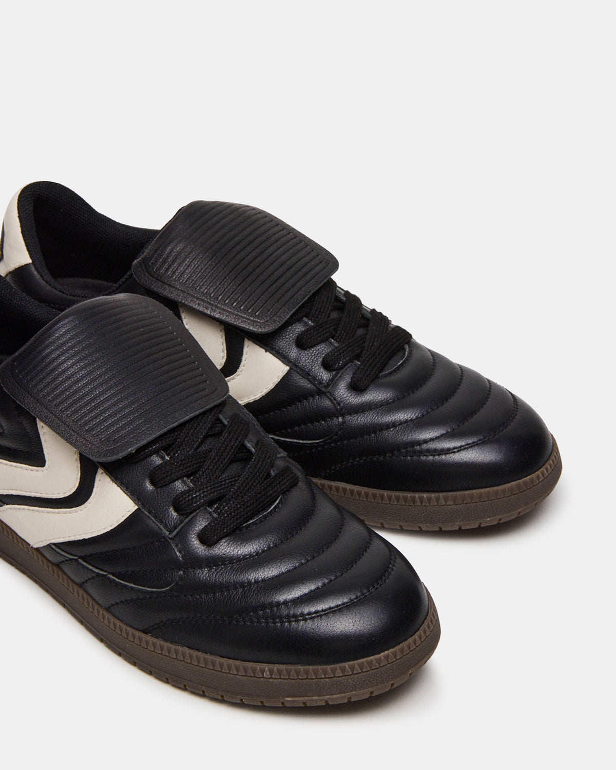 JANOS Black Leather Low-Top Lace-Up Men's Sneaker - Steve Madden