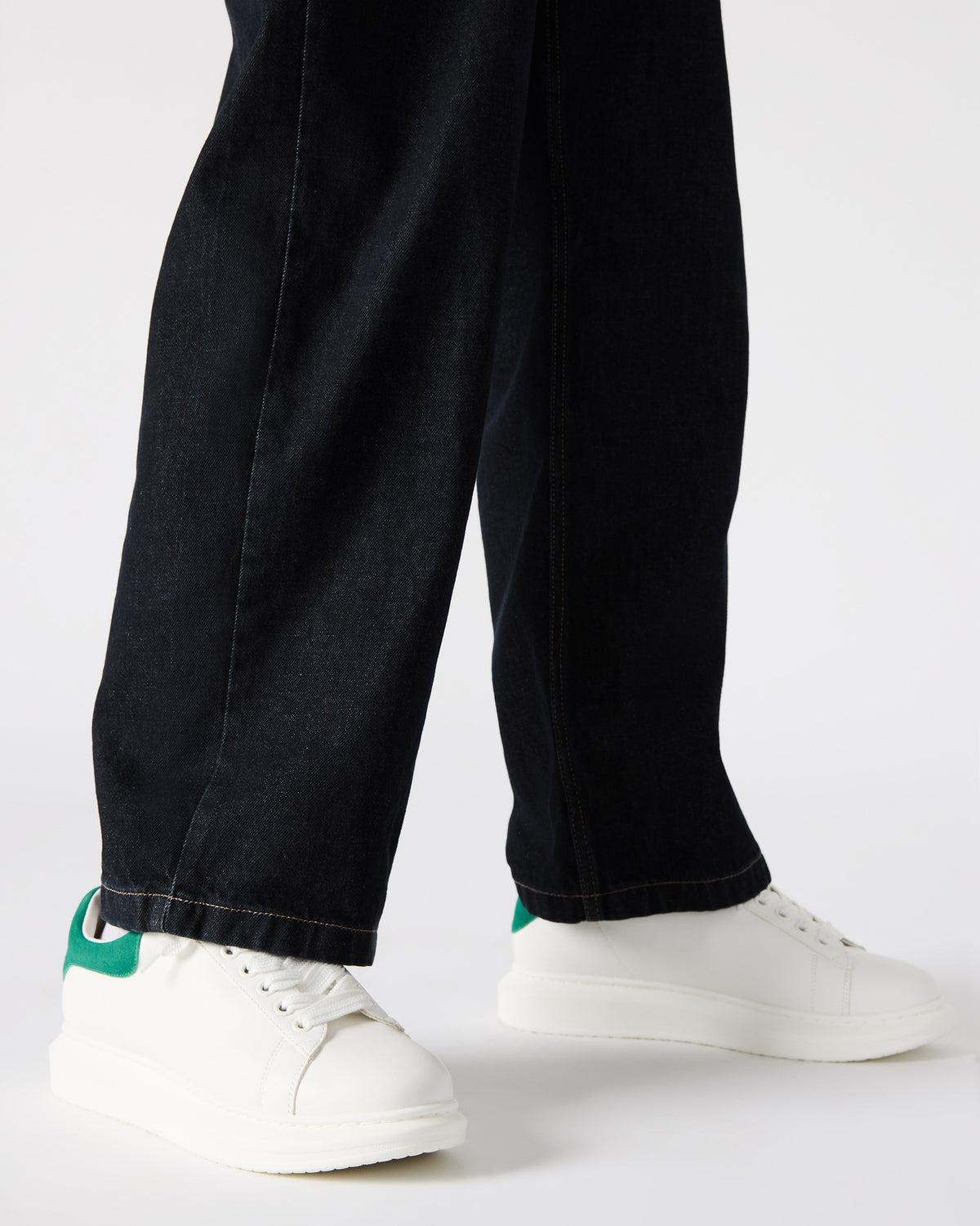 FROSTED Green Multi Men's Low-Top Lace-Up Sneaker - Steve Madden