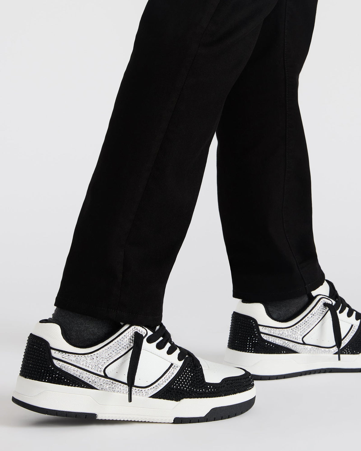 BUGLE Black Multi Men's Low-Top Lace-Up Sneaker - Steve Madden