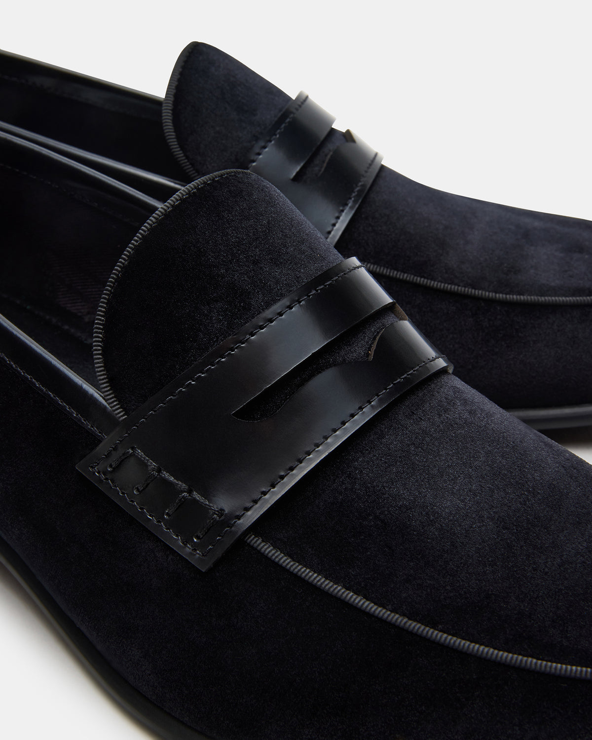 YARDLY Black Velvet Slip-On Men's Dress Loafer - Steve Madden