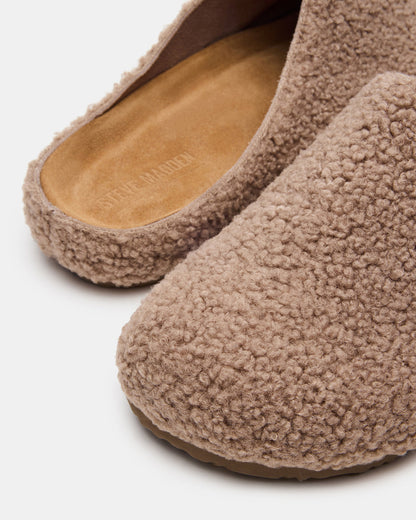 WENDELIN Taupe Faux Shearling Footbed Slip-On Men's Casual Clog - Steve Madden