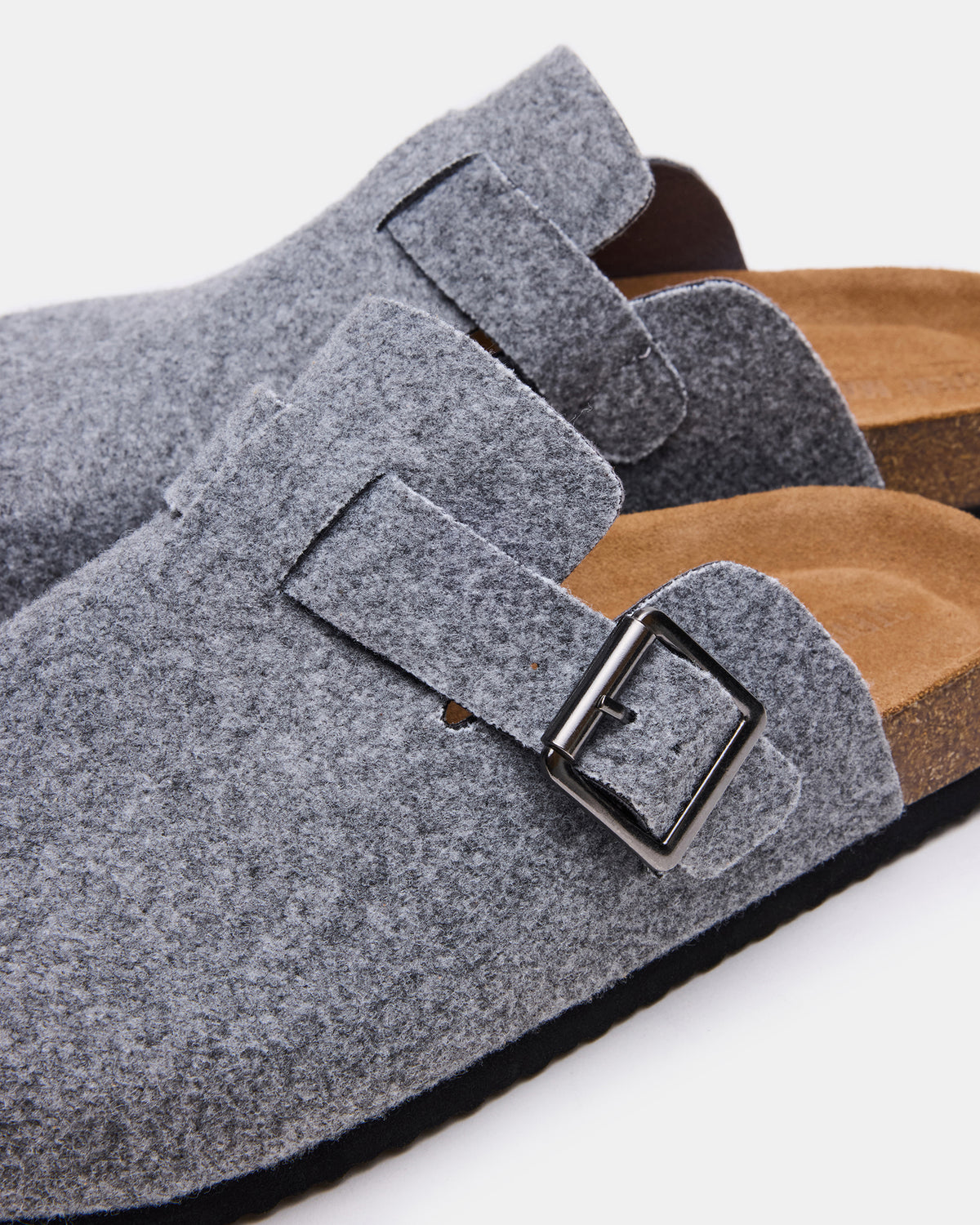 WILDERR Grey Flannel Slip-On Men's Casual Clog - Steve Madden