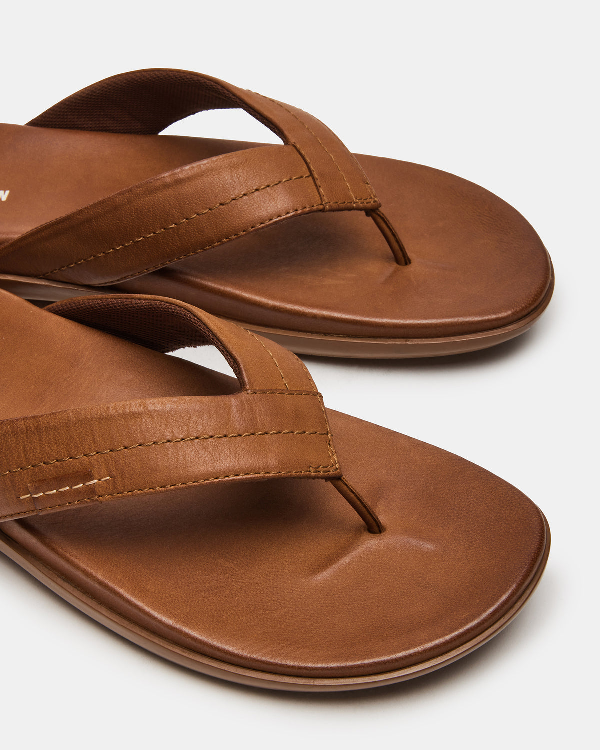 EMMETT Tan Leather Men's Thong Sandal - Steve Madden