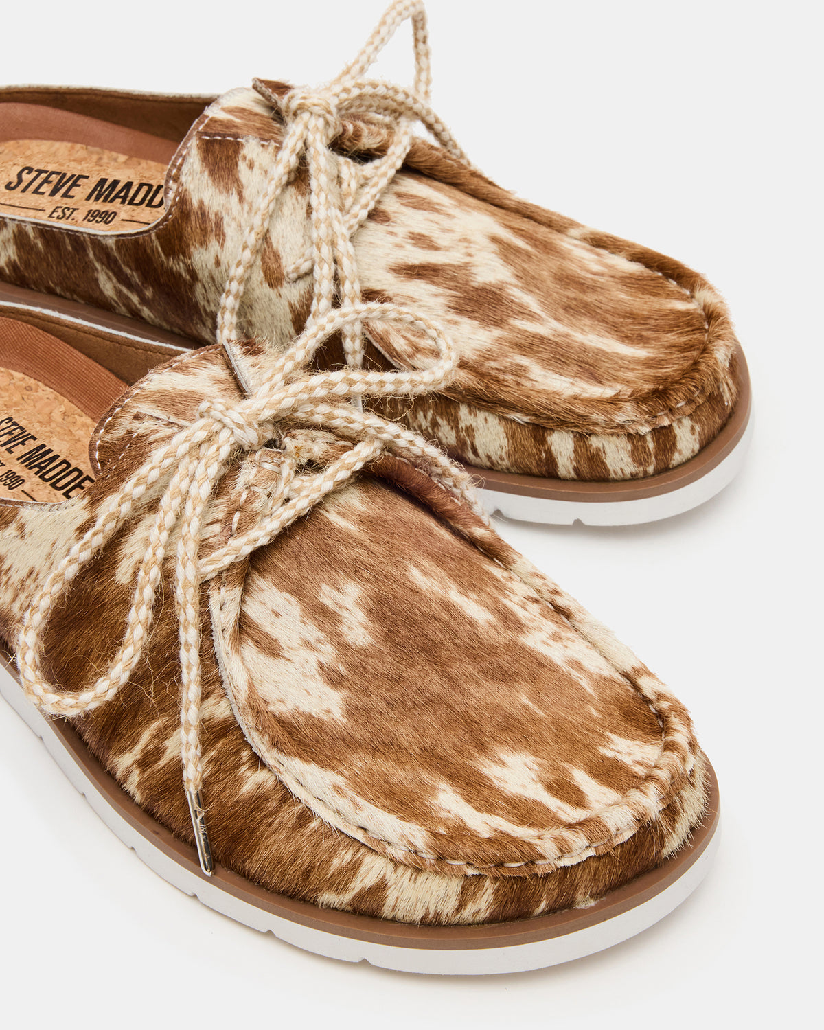 SAILOR Brown White Slip-On Laces Footbed Men's Casual Shoe - Steve Madden