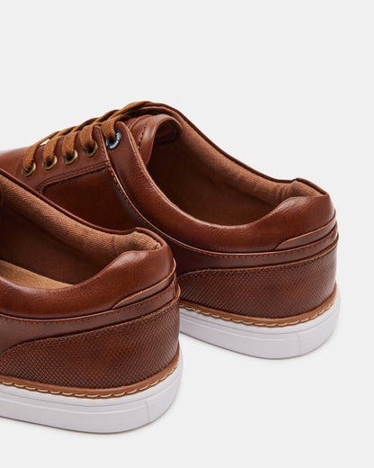GUSS Tan Low-Top Men's Casual Shoe - Steve Madden
