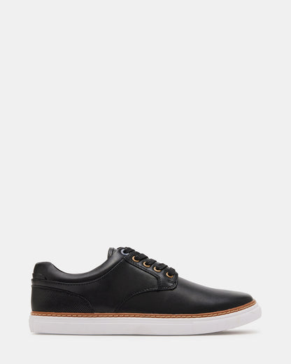GUSS Black Low-Top Men's Casual Shoe - Steve Madden