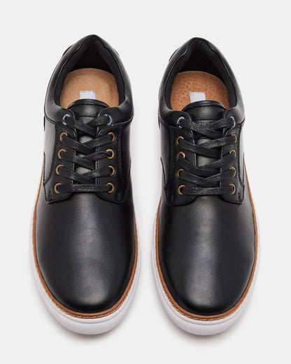 GUSS Black Low-Top Men's Casual Shoe - Steve Madden