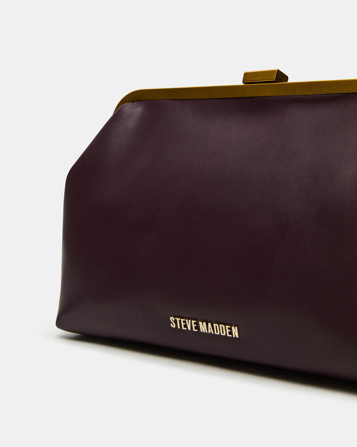 KISSES Bag Wine Chain Strap Crossbody Clutch Handbag - Steve Madden