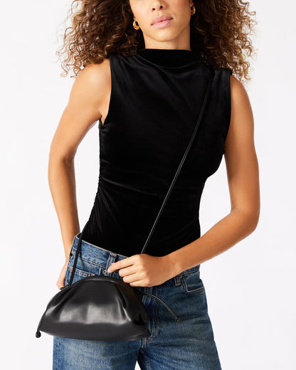 HAILEE Black Women's Soft Clutch Handbag - Steve Madden