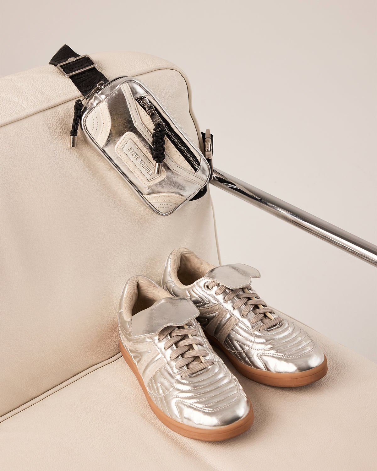 MADRIDD Belt Bag Silver | Women's Handbags - Steve Madden