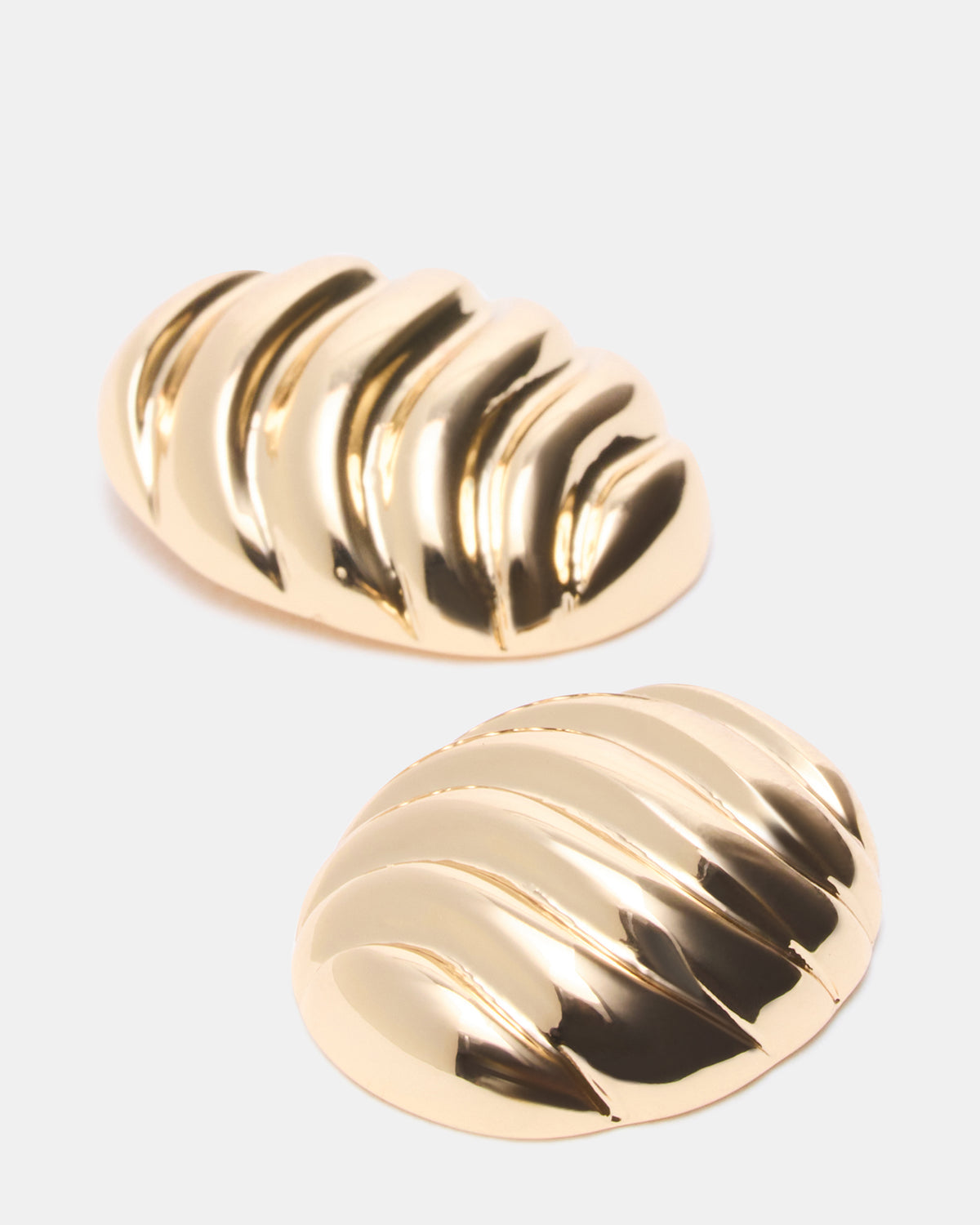 GROOVED CIRCULAR STUD EARRINGS GOLD Women's Sculpted Grooved Stud Earrings - Steve Madden