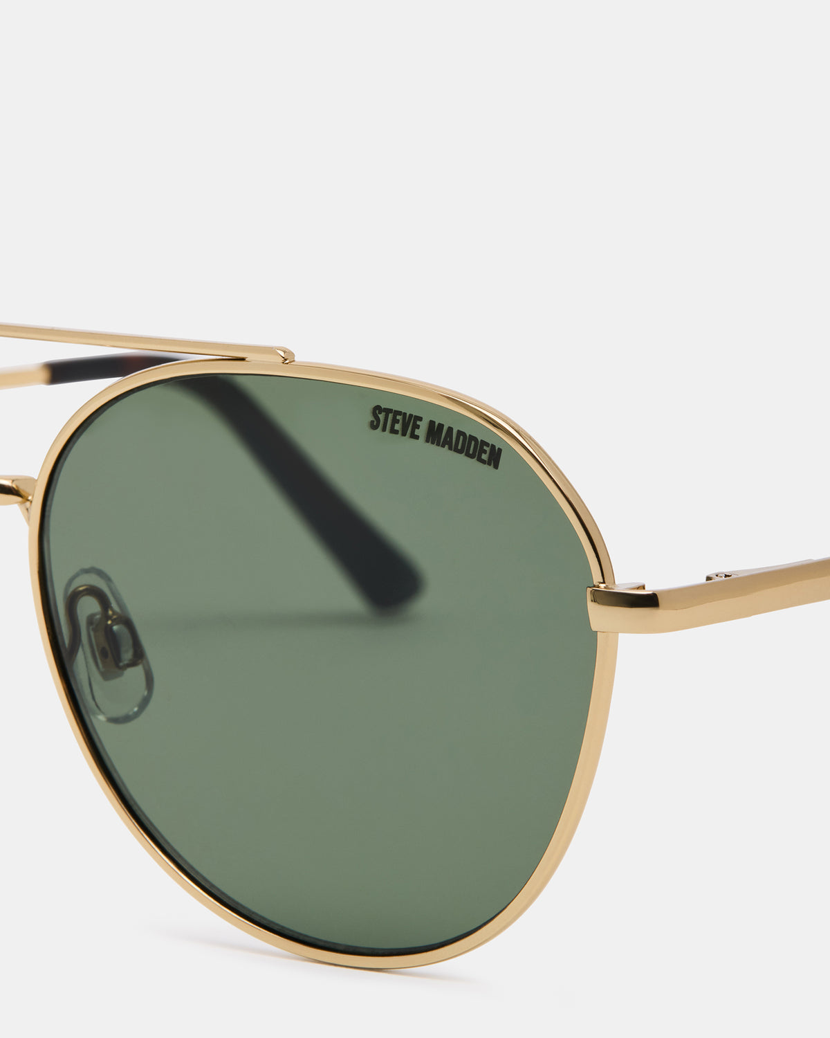 AYDIN Gold Solid Green Gold Frame Sunglasses - Steve Madden