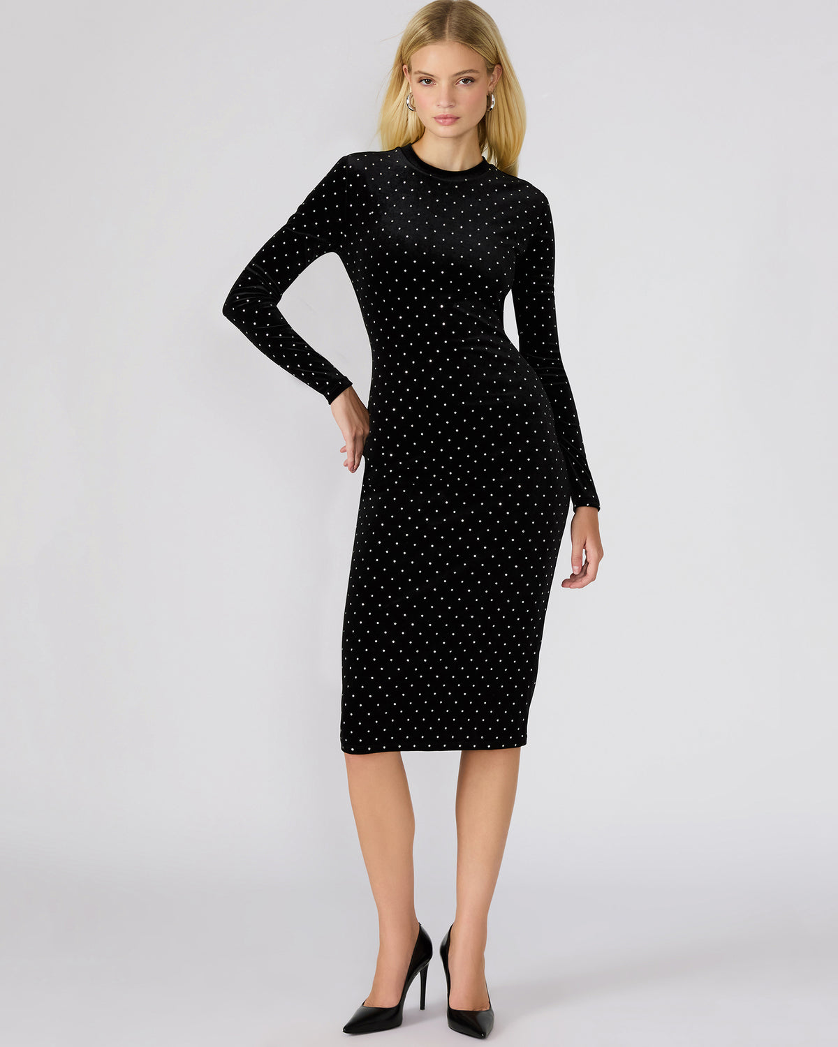 HAILEE Black Studded Velvet Long-Sleeved Pull-On Mock Neck Midi Women's Dress - Steve Madden