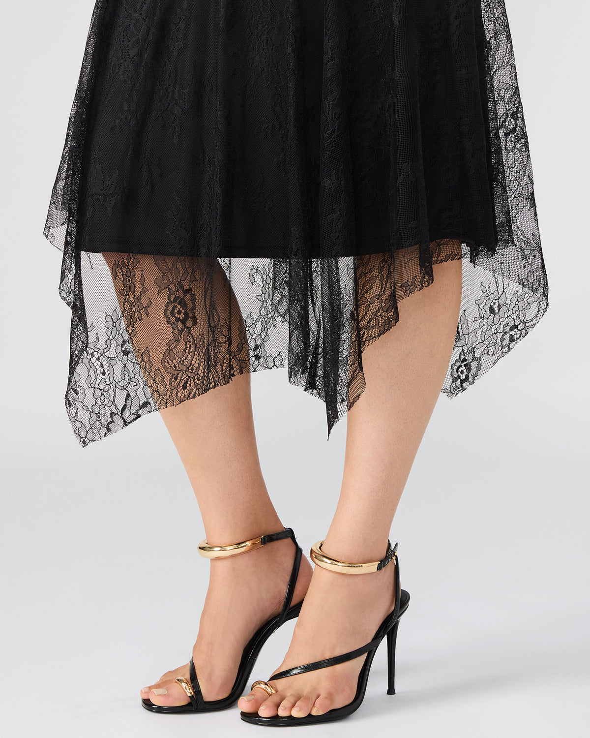 SILAS Black Long-Sleeved Mesh Lace Overylay Flowy Women's Dress - Steve Madden